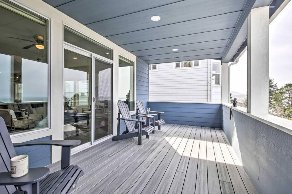 Modern Oregon Retreat W/ Deck, Hot Tub, Ocean View ดีโพเบย์ ภายนอก รูปภาพ